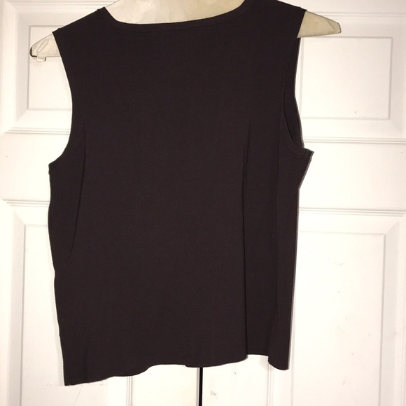 Women’s V-Neck Top - Picture 4 of 4